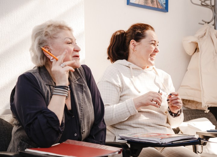 Adult Business Language students during a live English class